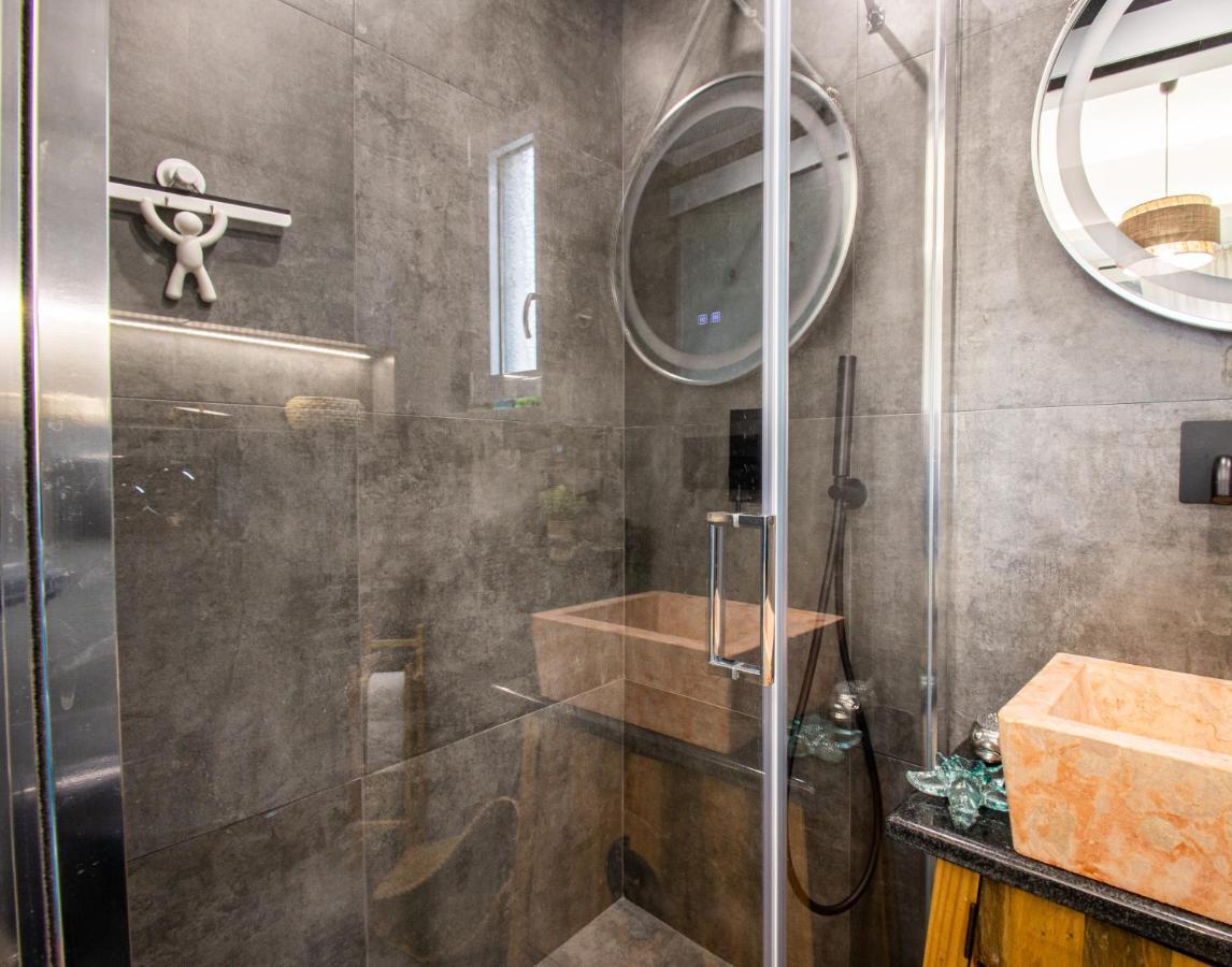 Athens Luxurious Loft Apartment ภายนอก รูปภาพ