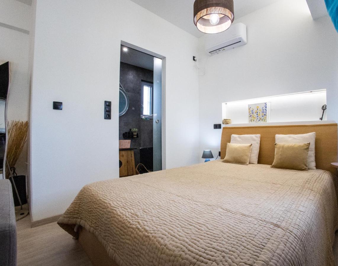 Athens Luxurious Loft Apartment ภายนอก รูปภาพ